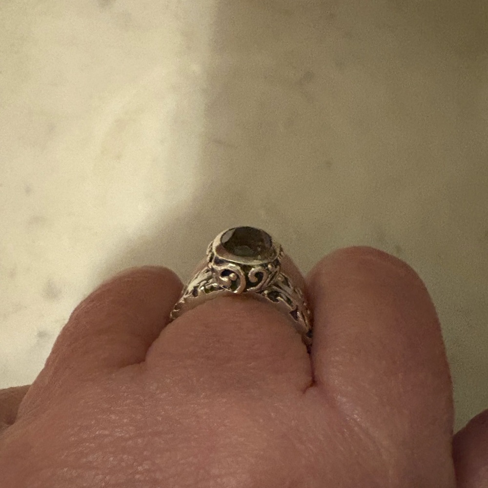 GUC retired Silpada smoky quartz .925 sterling ring size 8. - Picture 7 of 11